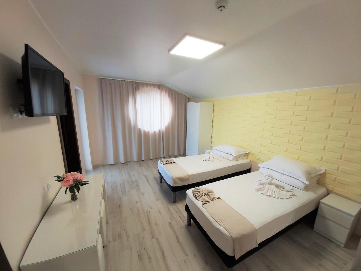 Camere De Inchiriat Băltenii de Sus Extérieur photo